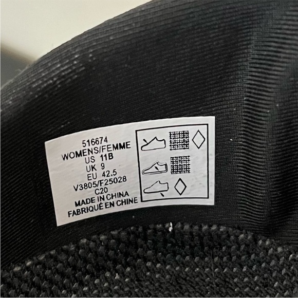 Lands’ End Mary Jane Water Shoes - Picture 10 of 11